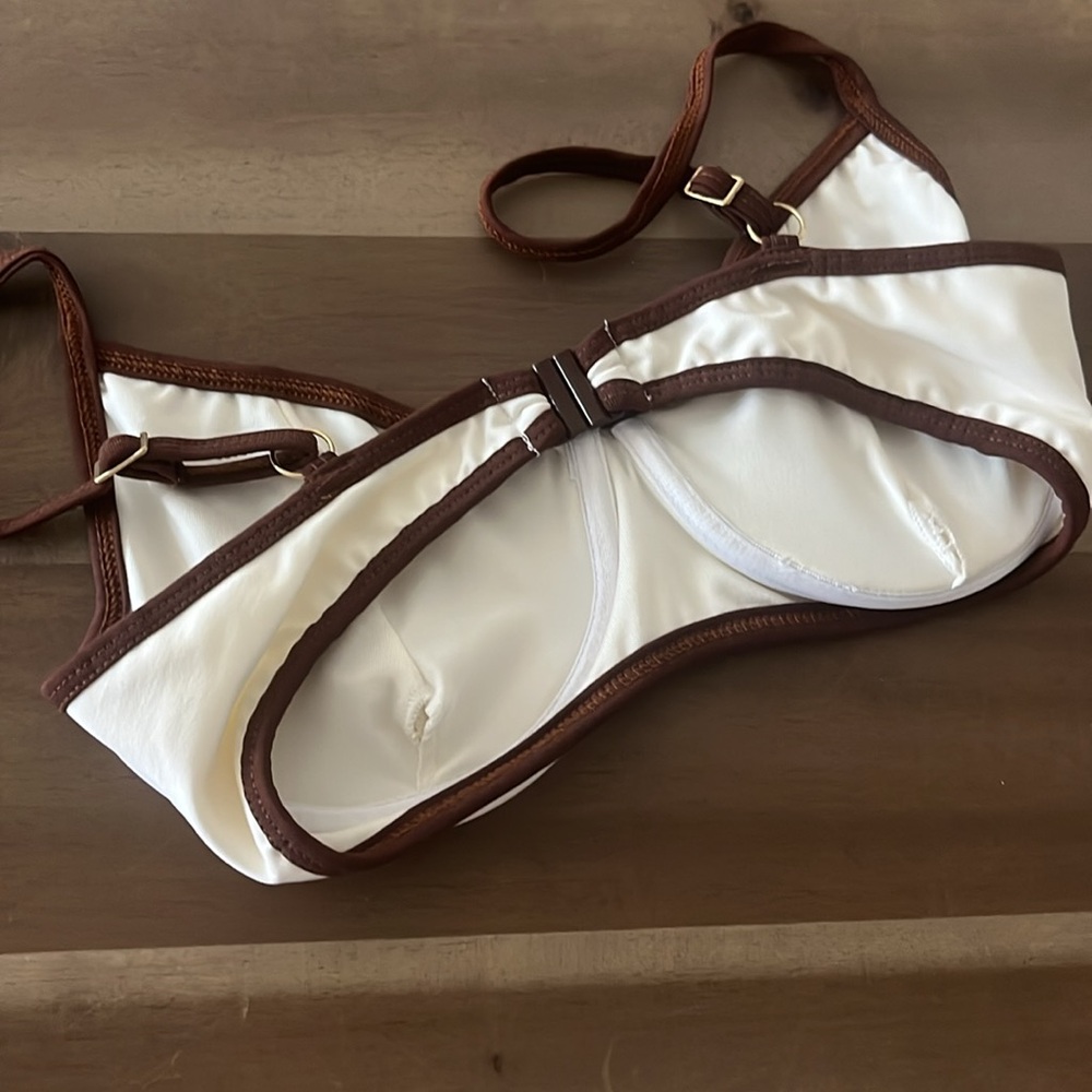 Beautiful bikini set - Picture 4 of 5